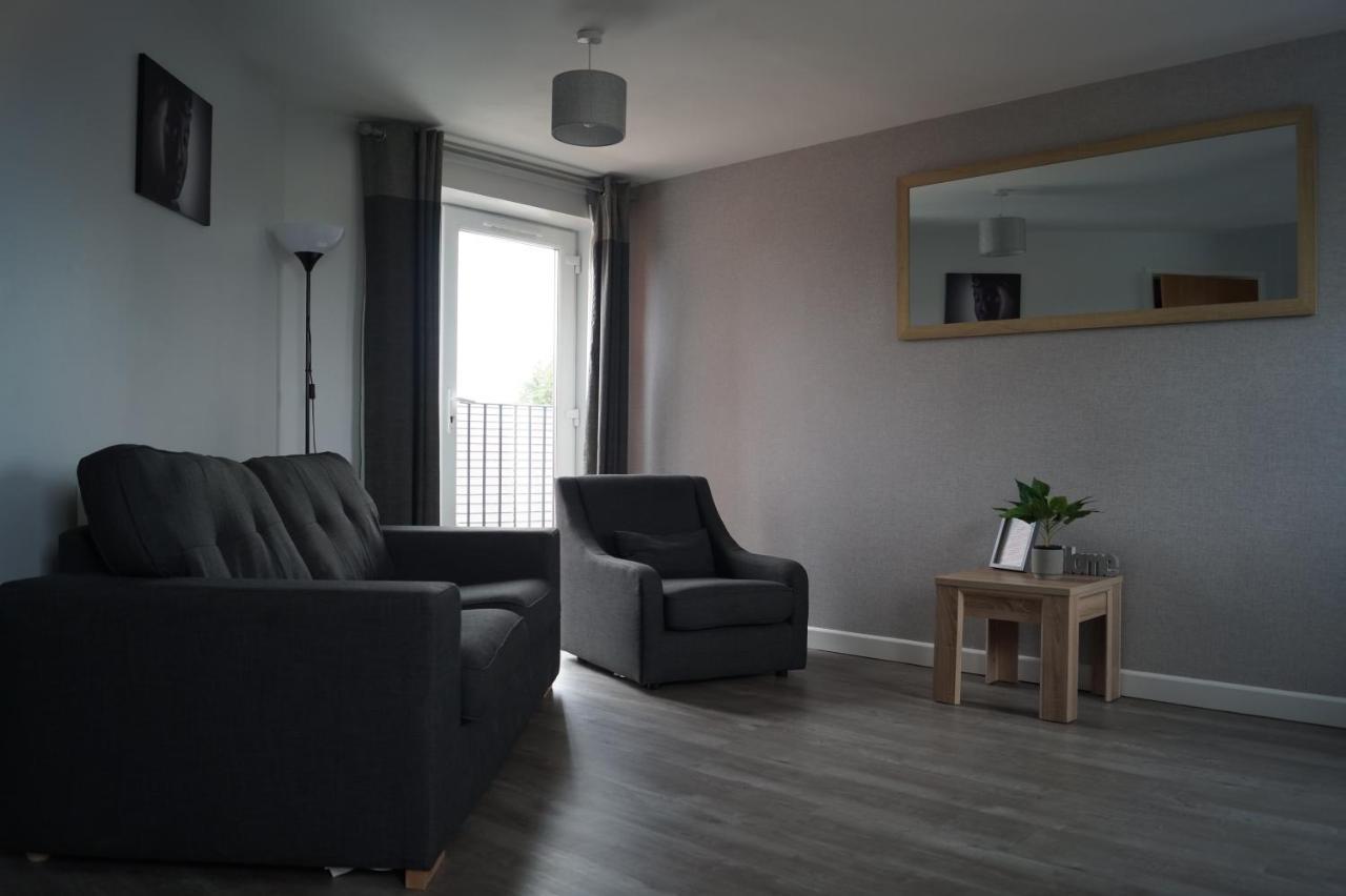 Chapel Court Apartments Cannock Bagian luar foto