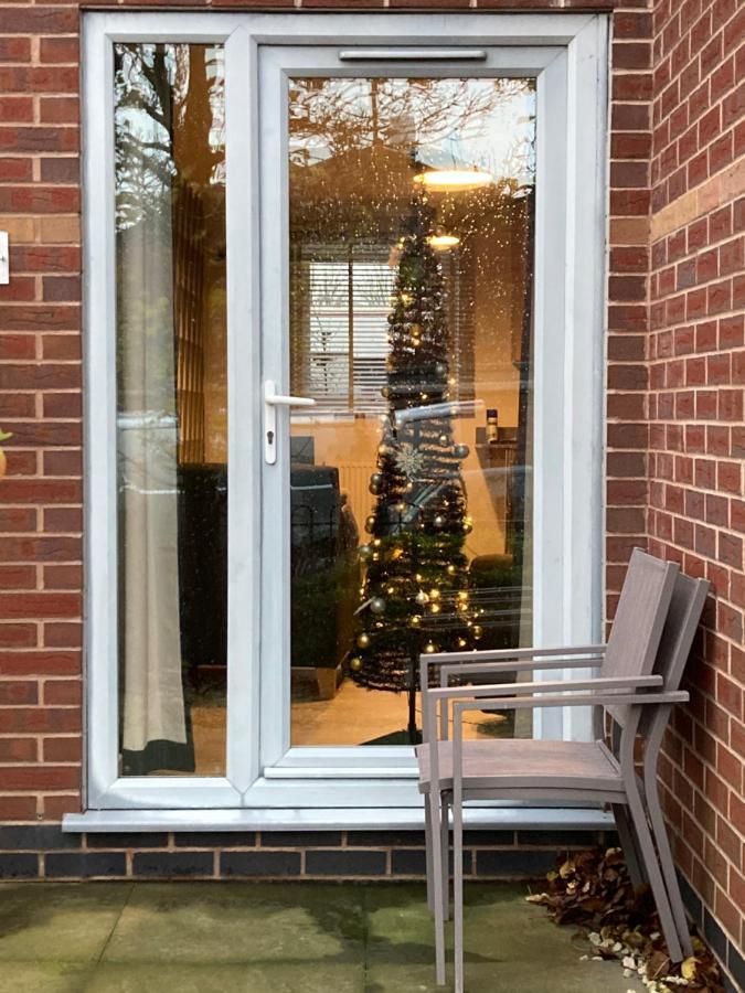 Chapel Court Apartments Cannock Bagian luar foto