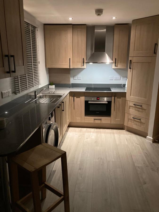 Chapel Court Apartments Cannock Bagian luar foto