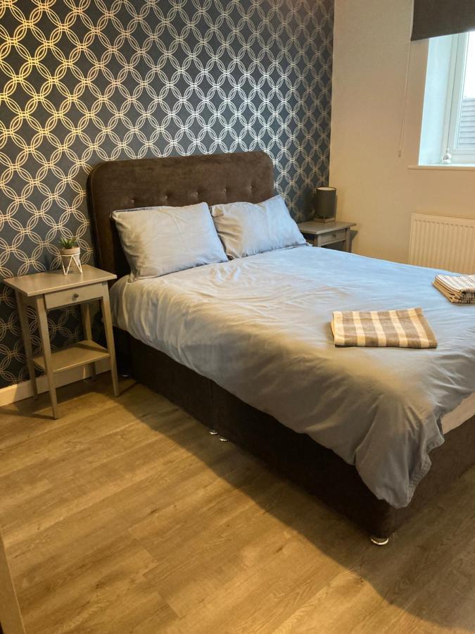 Chapel Court Apartments Cannock Bagian luar foto