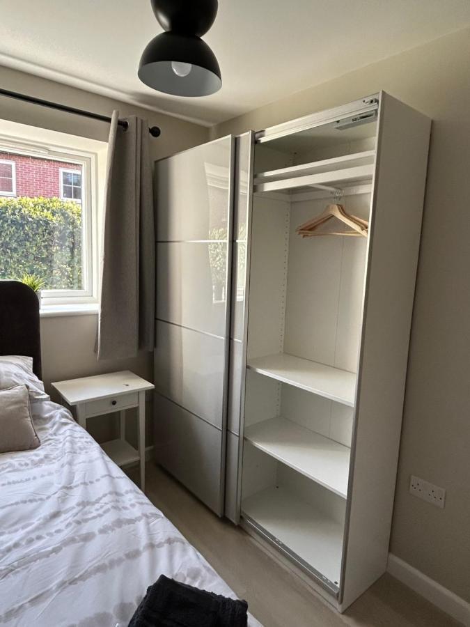 Chapel Court Apartments Cannock Bagian luar foto