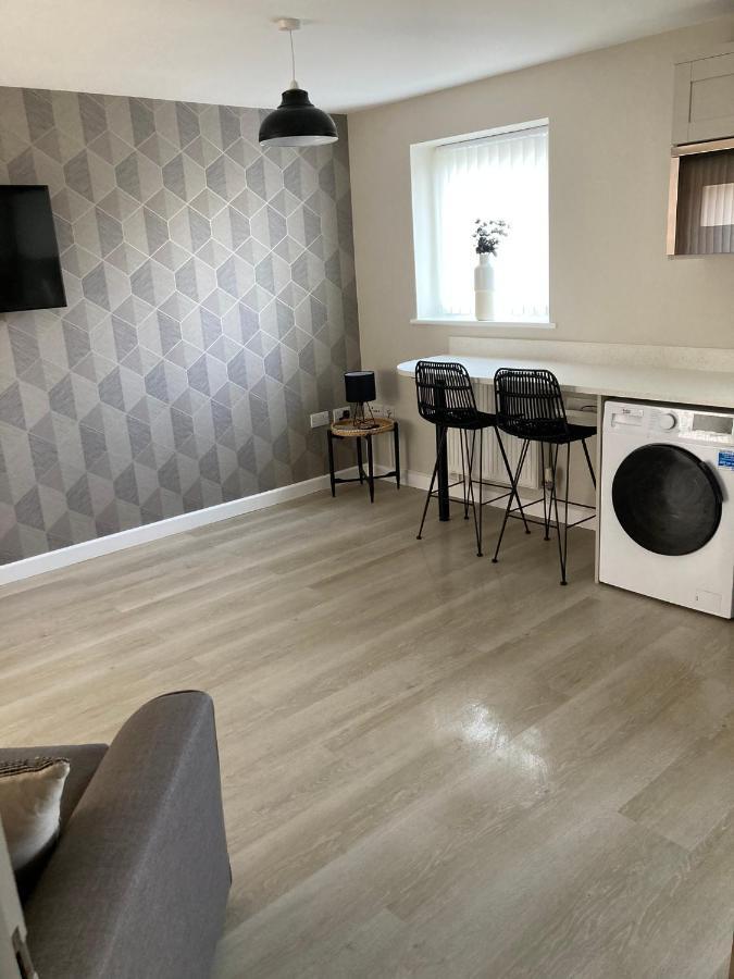 Chapel Court Apartments Cannock Bagian luar foto