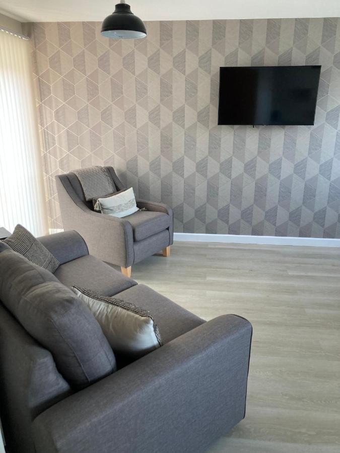 Chapel Court Apartments Cannock Bagian luar foto